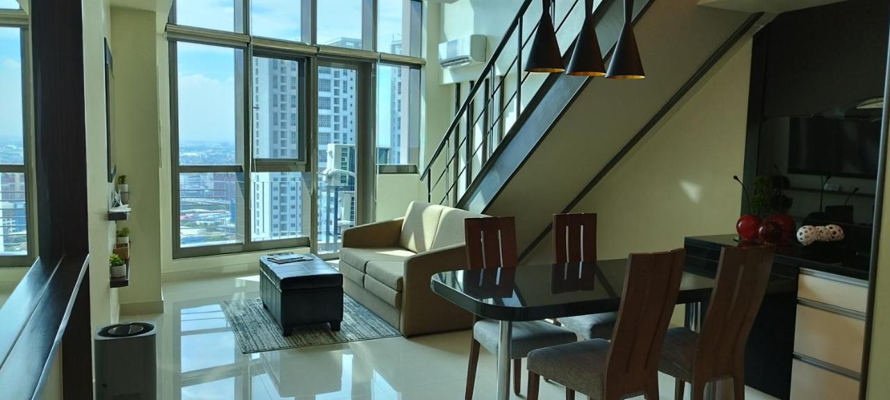 Kl Executive Greenbelt Manila Eksteriør billede