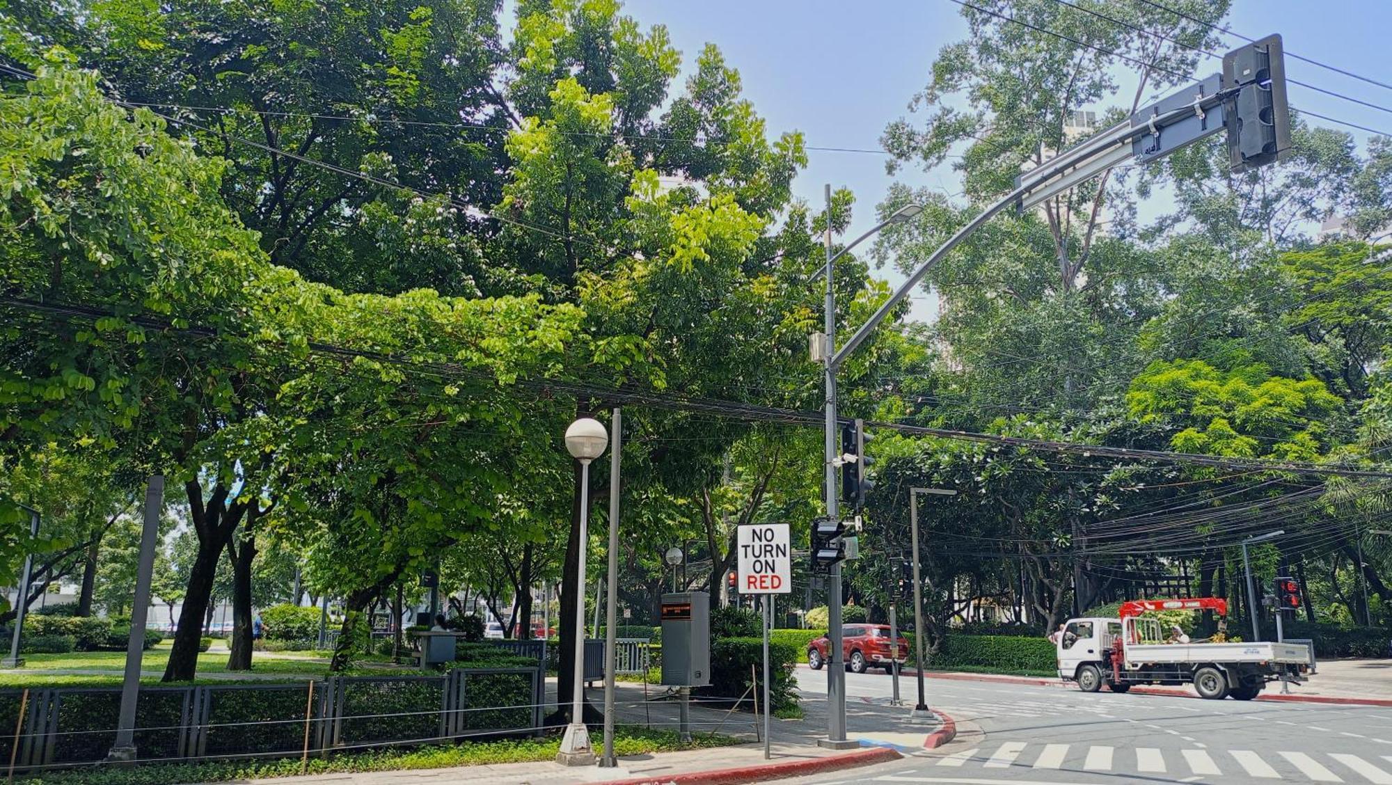 Kl Executive Greenbelt Manila Eksteriør billede