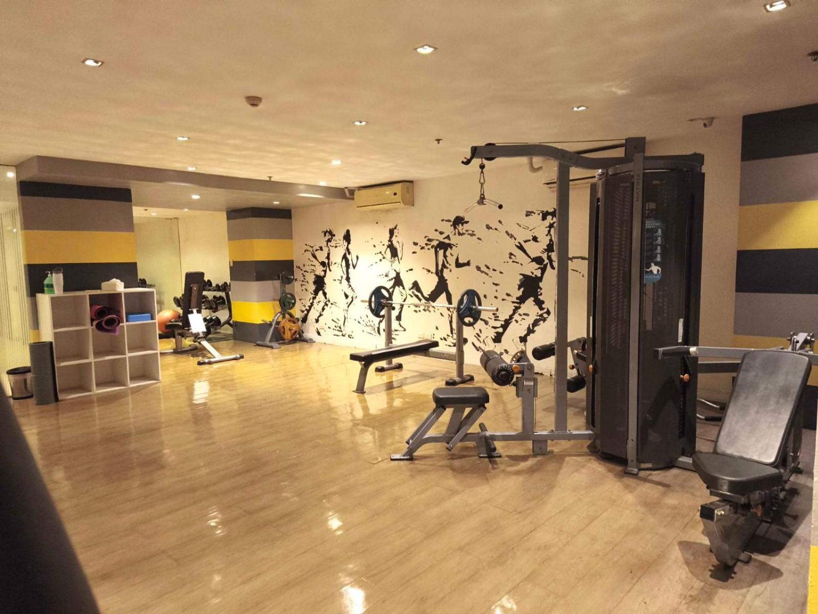 Kl Executive Greenbelt Manila Eksteriør billede