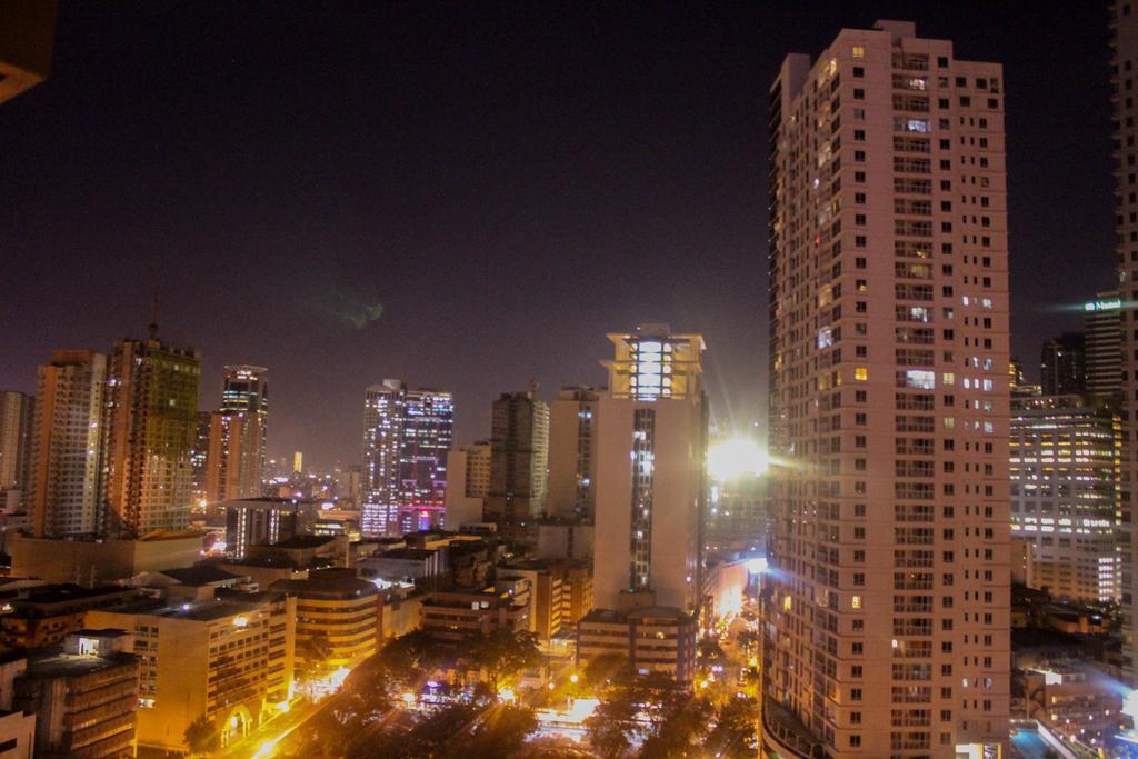 Kl Executive Greenbelt Manila Eksteriør billede